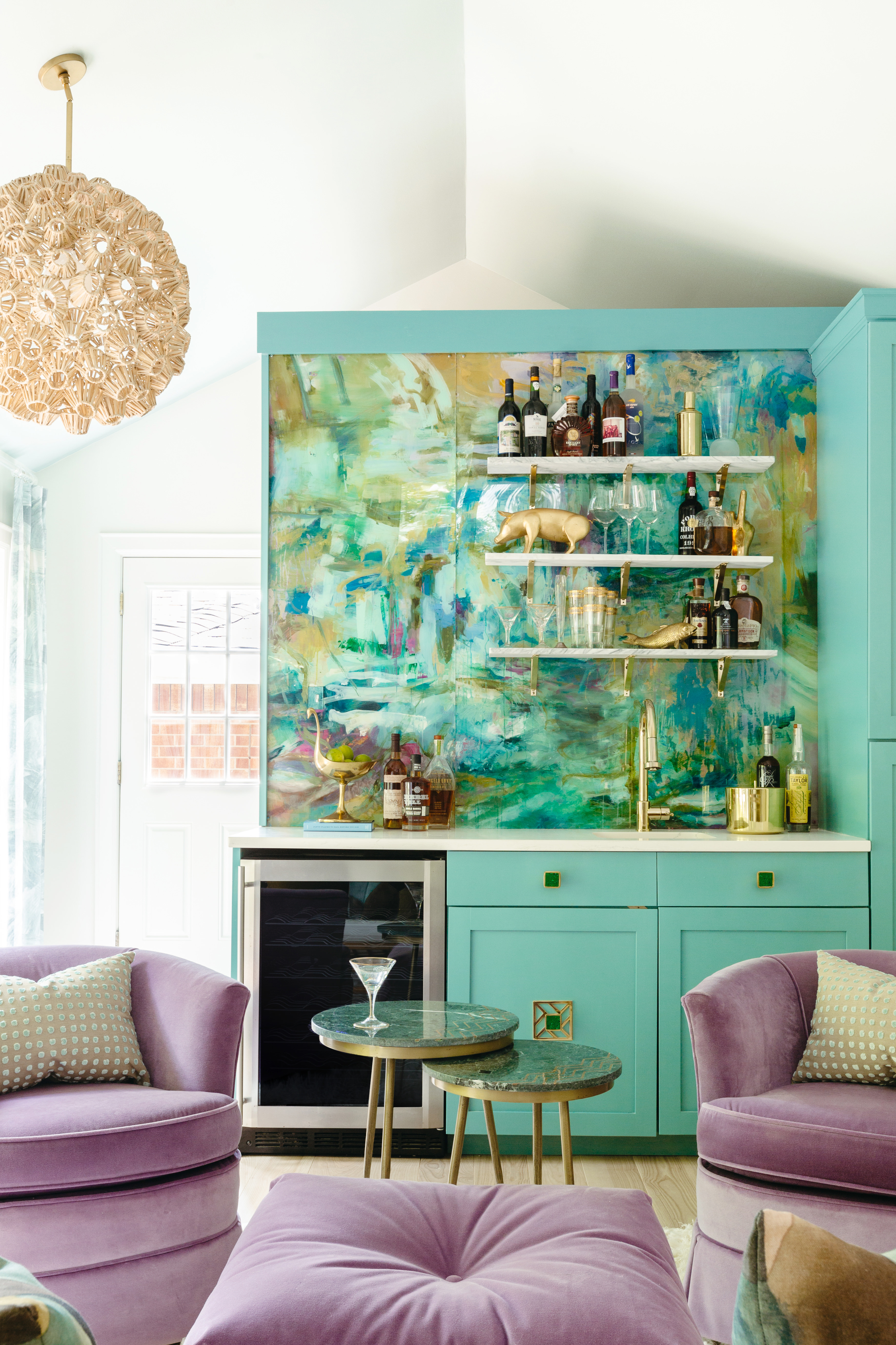 STANDOUT bespoke LUCiTE and gold-leaf finish samples